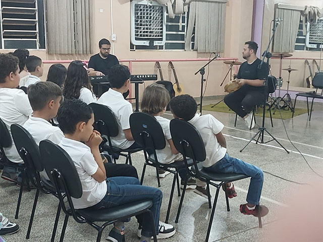 Projeto Guri de Castilho emociona pais com apresentações no Dia da Música: 6 destaques do evento “Vozes do Mundo, Sons do Brasil” Projeto Guri de Castilho emociona pais com apresentações no Dia da Música: 6 destaques do evento “Vozes do Mundo, Sons do Brasil”