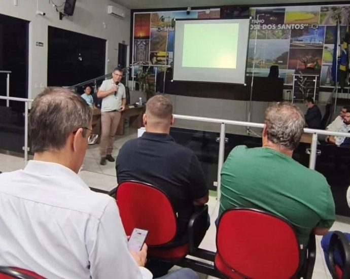 Arsae promove debate sobre saneamento básico em castilho Arsae promove debate sobre saneamento básico em castilho