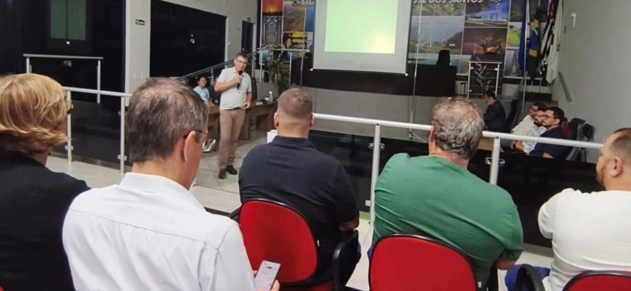 Arsae promove debate sobre saneamento básico em castilho