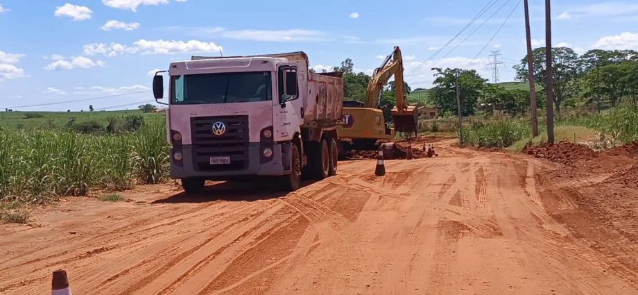 Começam obras para asfaltar vicinal ligando castilho a andradina em são paulo