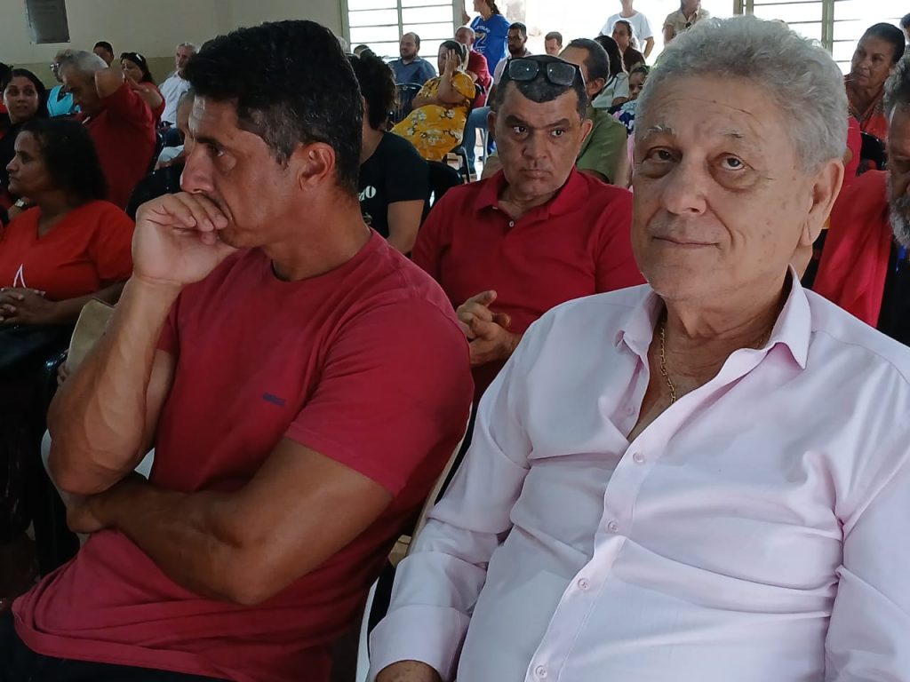 EXCLUSIVO: Vice-prefeito João Gabriel detalha próximos passos para o Parque Ecológico em Castilho na Cachoeirinha e explica como funcionará o assentamento das novas famílias EXCLUSIVO: Vice-prefeito João Gabriel detalha próximos passos para o Parque Ecológico em Castilho na Cachoeirinha e explica como funcionará o assentamento das novas famílias