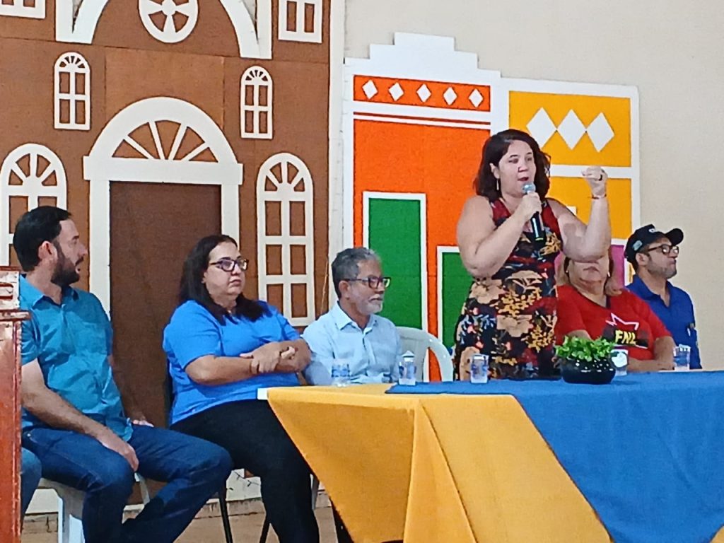EXCLUSIVO: Vice-prefeito João Gabriel detalha próximos passos para o Parque Ecológico em Castilho na Cachoeirinha e explica como funcionará o assentamento das novas famílias EXCLUSIVO: Vice-prefeito João Gabriel detalha próximos passos para o Parque Ecológico em Castilho na Cachoeirinha e explica como funcionará o assentamento das novas famílias