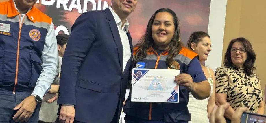 Castilho recebe certificado bronze por resiliência em gestão de desastres