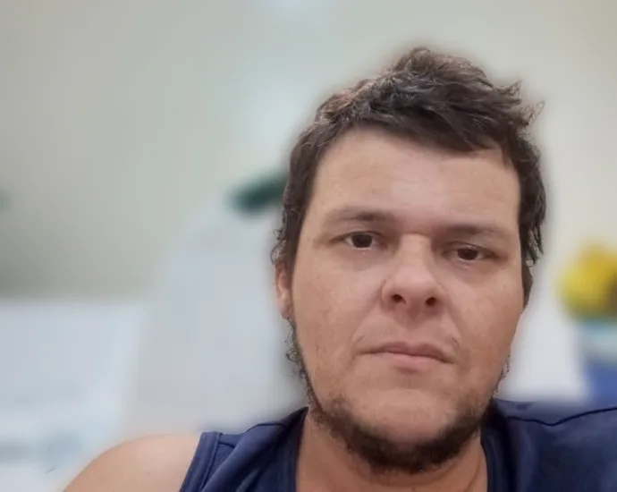 Castilho lamenta a morte de Carlos Henrique Batista Gimenes aos 44 anos