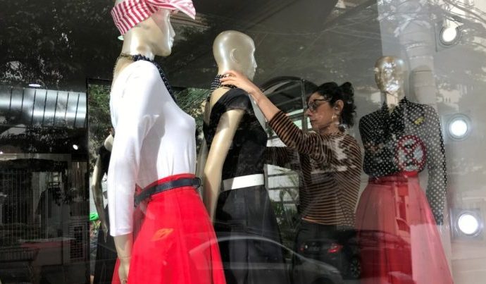 ÍNDICE DE CONFIANÇA DO CONSUMIDOR CAI 1,8 PONTO