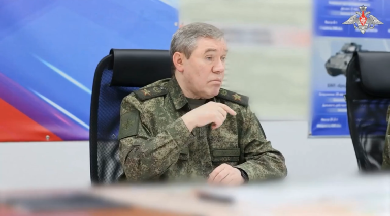 AVANÇOS MILITARES RUSSOS: ESTRATÉGIA E IMPACTO AVANÇOS MILITARES RUSSOS: ESTRATÉGIA E IMPACTO