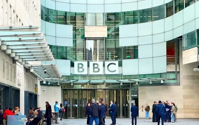 HOLOCAUSTO: BBC PEDE DESCULPAS POR FALTA DE CLAREZA