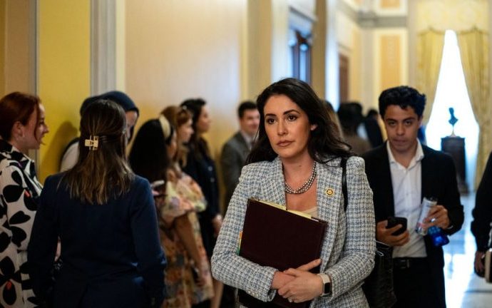 IGREJA ORTODOXA NA UCRÂNIA: CONGRESSISTA DOS EUA EXIGE RESPOSTAS