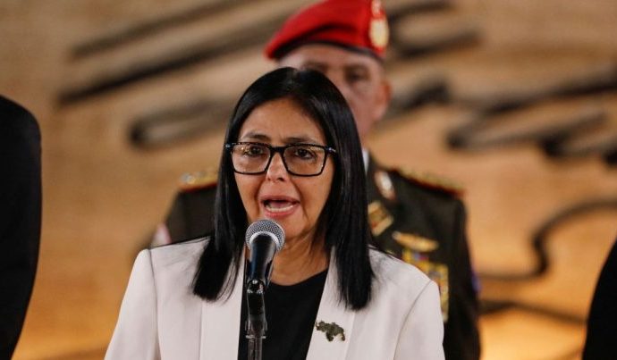 VENEZUELA NÃO ESTÁ SUBORDINADA AOS EUA, DIZ RODRÍGUEZ VENEZUELA NÃO ESTÁ SUBORDINADA AOS EUA, DIZ RODRÍGUEZ