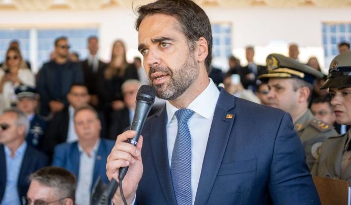 CANDIDATURA PRESIDENCIAL: PROCESSO COMPLEXO, MAS FORTALECIDO CANDIDATURA PRESIDENCIAL: PROCESSO COMPLEXO, MAS FORTALECIDO