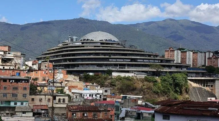 EL HELICOIDE: O LUGAR QUE SE TORNOU SIMBOLO DE TORTURA
