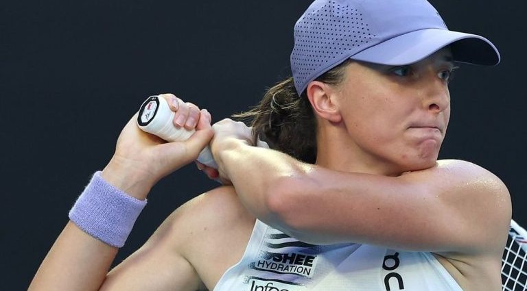 IGA SWIATEK AVANÇA ÀS QUARTAS DO AUSTRALIAN OPEN