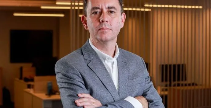 BANCO MASTER: FRAGILIDADE E FISCALIZAÇÃO EM DEBATE