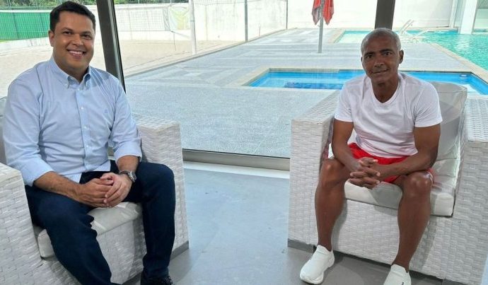 ROMÁRIO 60 ANOS: ENTREVISTA REVELA DESAFIOS DO FUTEBOL