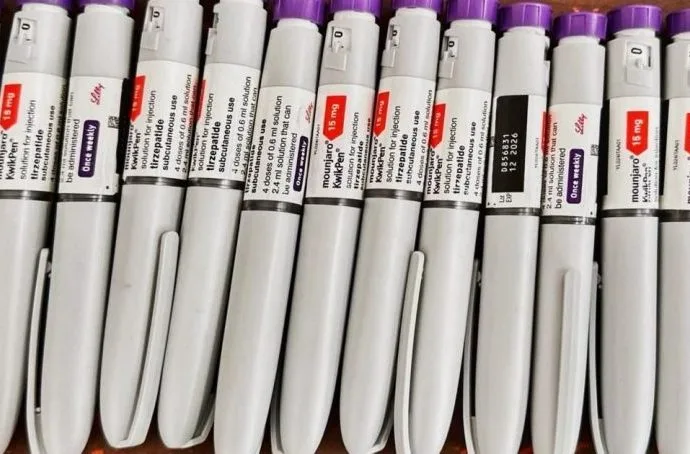 CANETAS EMAGRECEDORAS: ENTENDA OS RISCOS E BENEFÍCIOS