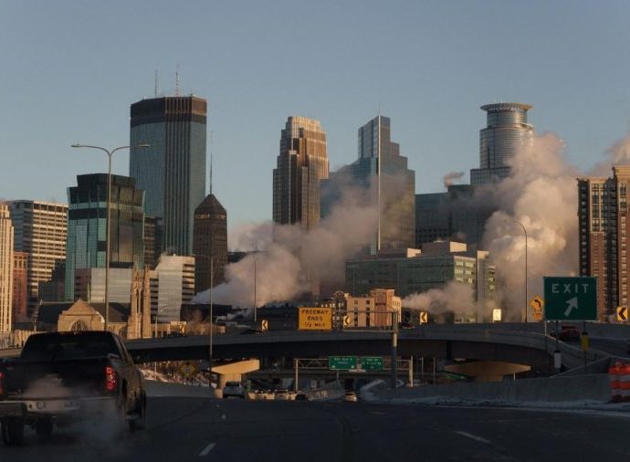 MIGRANTES NOS EUA: A REALIDADE ATUAL E DESAFIOS