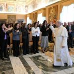 DIALOGAR DE FORMA AUTÊNTICA: O PAPEL DO PAPA