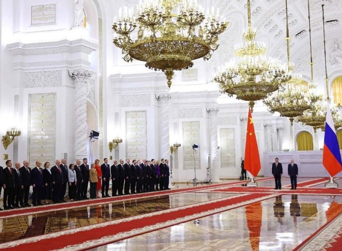 RÚSSIA E CHINA: O MUNDO ILIBERAL EM DESTAQUE