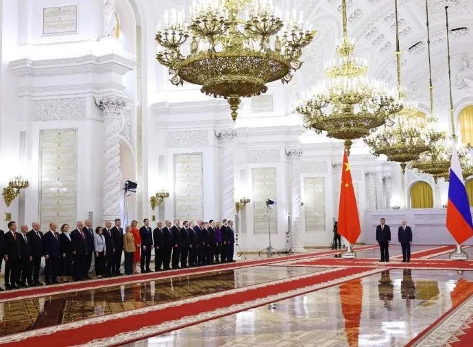 RÚSSIA E CHINA: O MUNDO ILIBERAL EM DESTAQUE