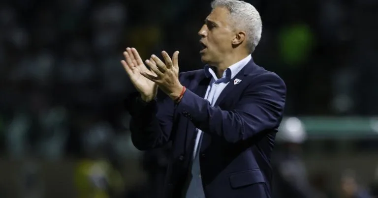 SÃO PAULO: CRESPO FALA SOBRE POSSÍVEL REBAIXAMENTO