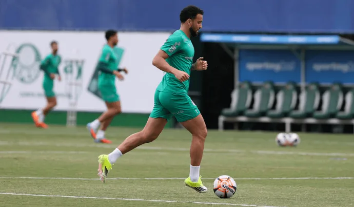 LESÃO DE FELIPE ANDERSON DEIXA PALMEIRAS EM ALERTA