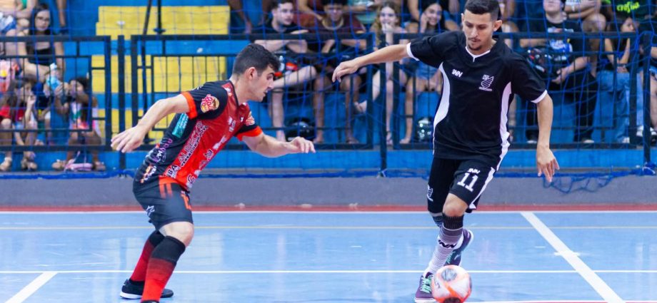 CAMPEONATO DE FÉRIAS: MAGNATAS E ATHLETICANOS BRILHAM CAMPEONATO DE FÉRIAS: MAGNATAS E ATHLETICANOS BRILHAM