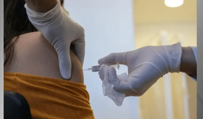 VACINAÇÃO CONTRA SARAMPO E FEBRE AMARELA EM SÃO PAULO