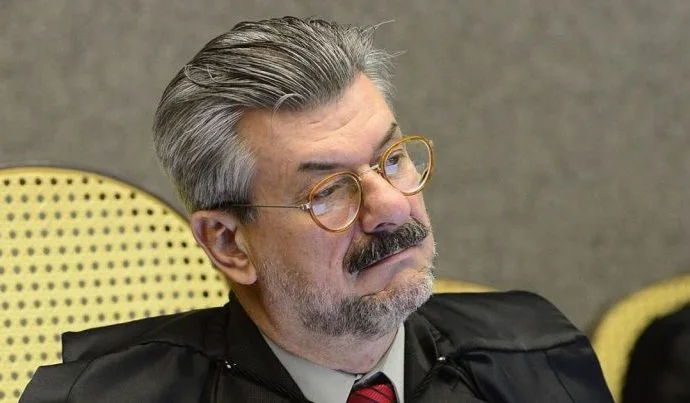 STJ: AFASTAMENTO DE MINISTRO MARCO BUZZI EM DEBATE