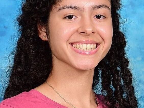 FÍSICA: ALUNA DE 18 ANOS DESAFIA ESTATÍSTICAS NA USP FÍSICA: ALUNA DE 18 ANOS DESAFIA ESTATÍSTICAS NA USP