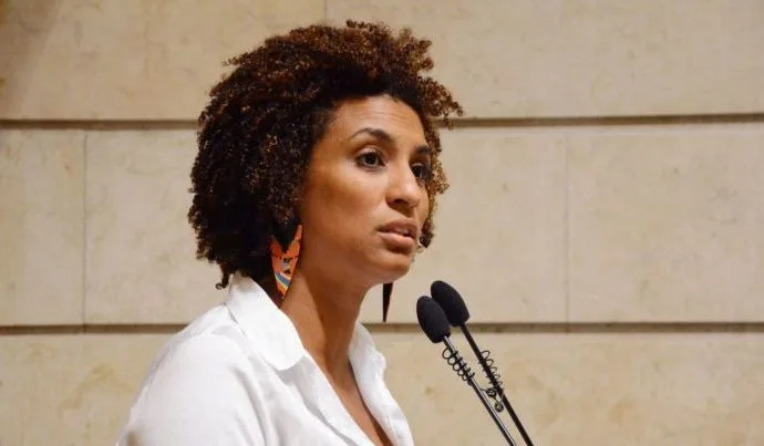 Pai de Marielle Franco sofre mal-estar após condenação dos irmãos Brazão