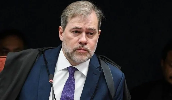 TOFFOLI PODE SEGUIR JULGANDO CASO MASTER