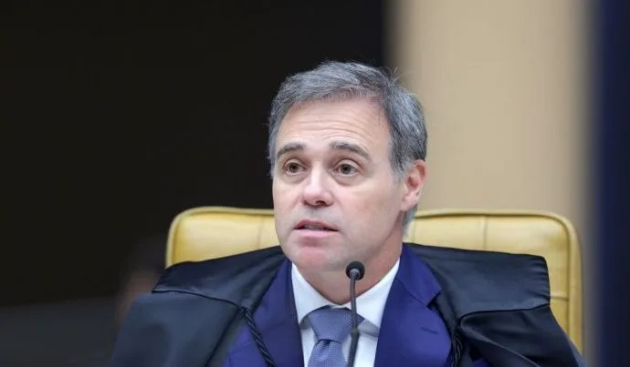 Reunião entre PF e Ministro André Mendonça para Deliberações sobre o Caso Master