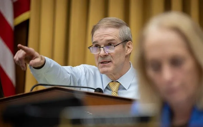 CENSURA EUROPEIA: A AMEAÇA À LIBERDADE DE EXPRESSÃO