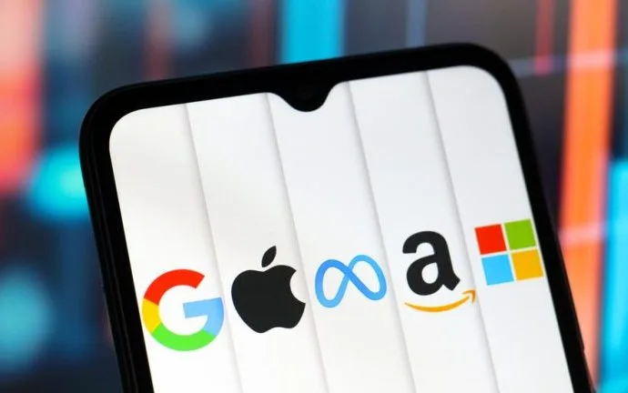 BIG TECH: A QUEDA DAS AÇÕES E O GASTO EM IA