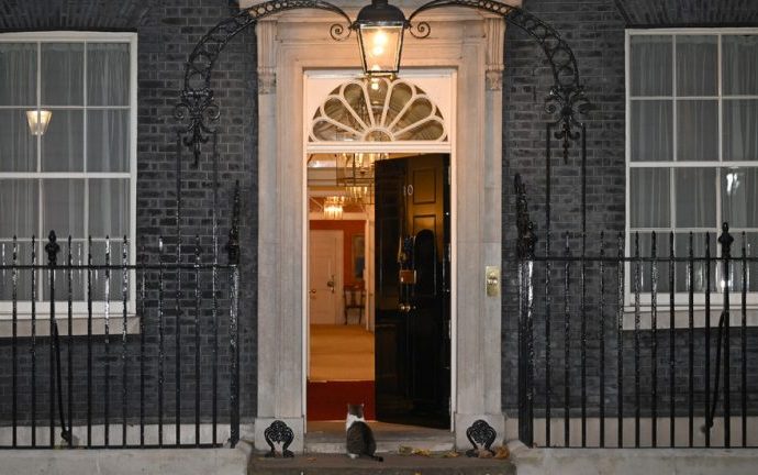 DESAFIOS DA POLÍTICA: ESCÂNDALO EPSTEIN E AS CONSEQUÊNCIAS