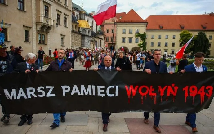 VOLHYNIA MASSACRE: CONTROVÉRSIA ENTRE POLÔNIA E UCRÂNIA