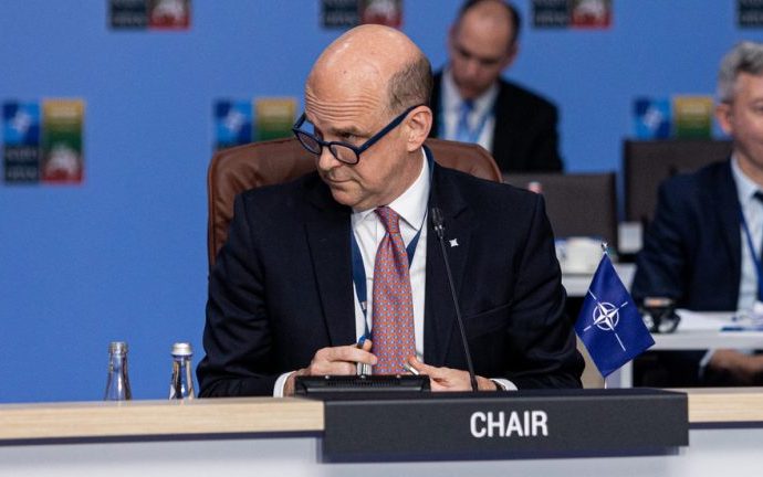 ROMP SCANDAL: O IMPACTO NA NATO E NO REINO UNIDO ROMP SCANDAL: O IMPACTO NA NATO E NO REINO UNIDO