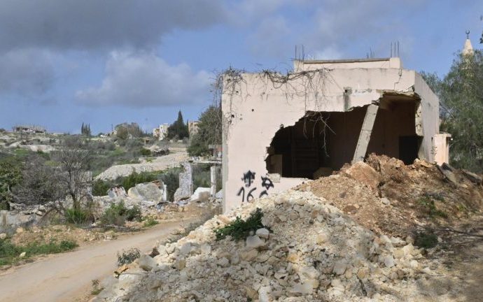 Israel Intensifica Ataques a Supostos Alvos do Hezbollah no Líbano Israel Intensifica Ataques a Supostos Alvos do Hezbollah no Líbano