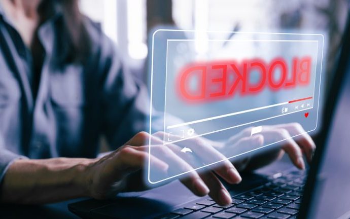 A Censura Cibernética e o Futuro do Acesso à Informação