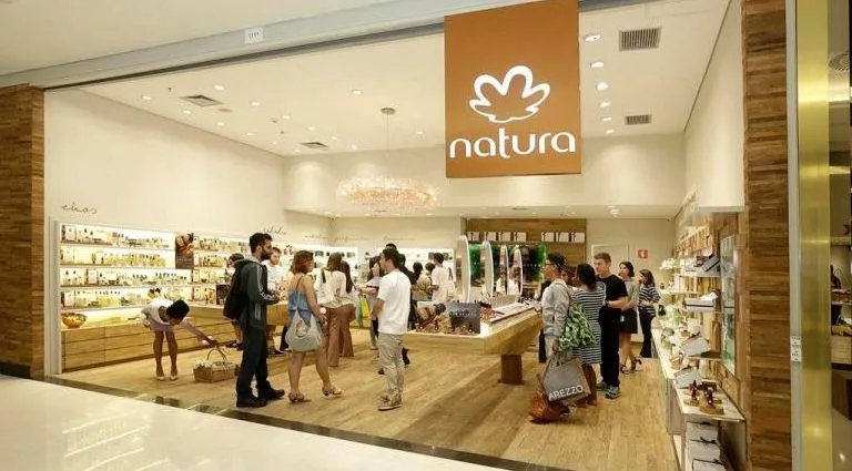 Natura Anuncia Acordo de US$ 67 Milhões para Encerrar Litígio com Avon nos EUA