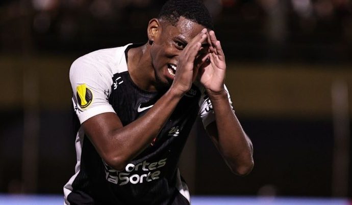 CORINTHIANS SE CLASSIFICA NO PAULISTÃO COM VITÓRIA CORINTHIANS SE CLASSIFICA NO PAULISTÃO COM VITÓRIA