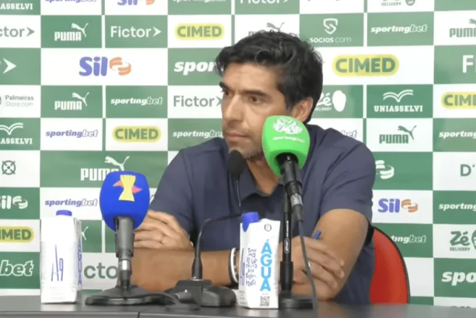 REFORÇOS: Abel Ferreira Pede Novas Contratações ao Palmeiras REFORÇOS: Abel Ferreira Pede Novas Contratações ao Palmeiras