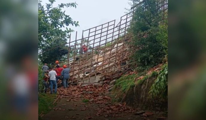 Deslizamento de Terra em SP: Homem Desaparecido Após Chuvas Intensas
