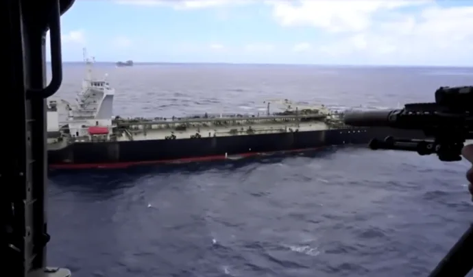EUA Realizam Interceptação de Petroleiro Venezolano no Oceano Índico EUA Realizam Interceptação de Petroleiro Venezolano no Oceano Índico