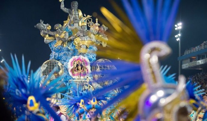 ROSAS DE OURO: PUNIÇÃO AUMENTA PRESSÃO NO CARNAVAL 2026