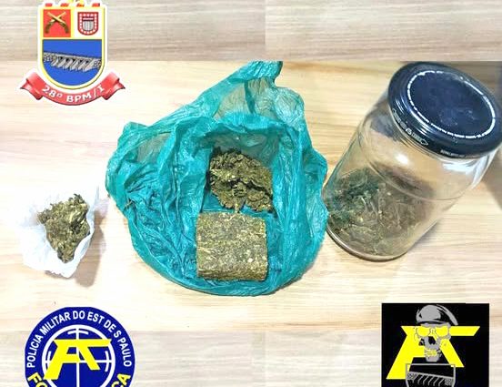 TRÁFICO DE DROGAS: FORÇA TÁTICA PRENDE SUSPEITO EM ANDRADINA