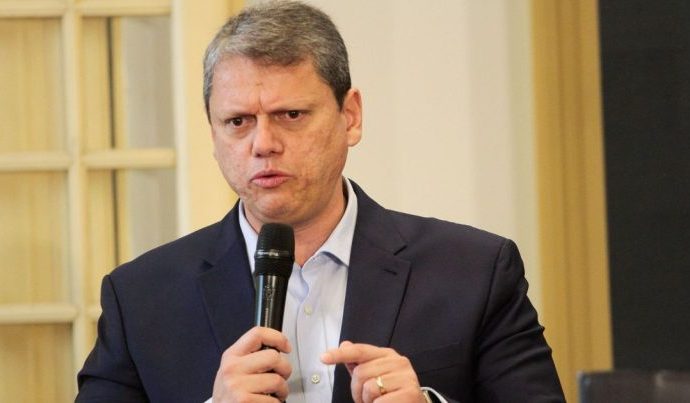 Tarcísio de Freitas se Pronuncia sobre Investigação de Felício Ramuth Tarcísio de Freitas se Pronuncia sobre Investigação de Felício Ramuth