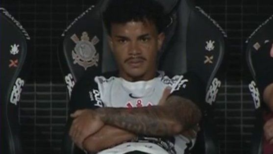 CORINTHIANS: KAIO CÉSAR DEIXA JOGO COM DESCONFORTO