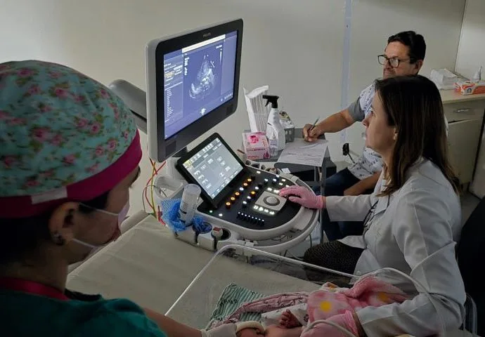 Hospital Regional de Mato Grosso do Sul Inova com Novo Ecocardiograma para Diagnósticos Precisos