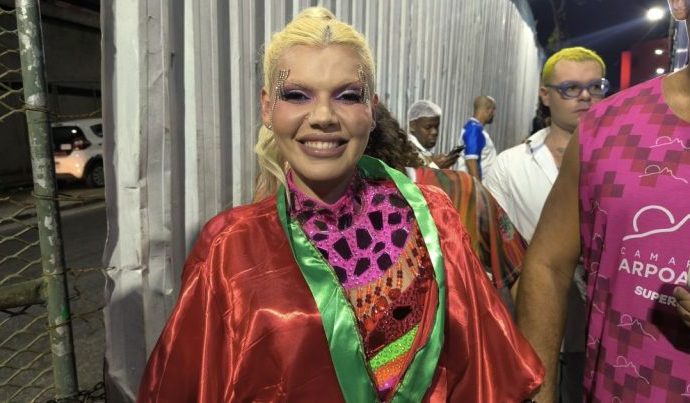 Duda Beat EMOCIONADA em Homenagem a Chico Science Duda Beat EMOCIONADA em Homenagem a Chico Science